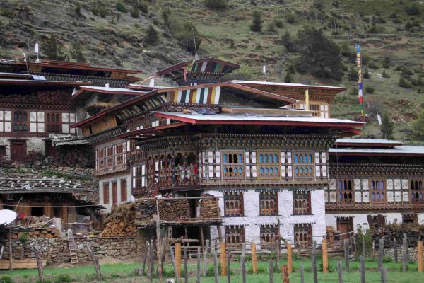 Traditional Bhutanese village house-min (1)